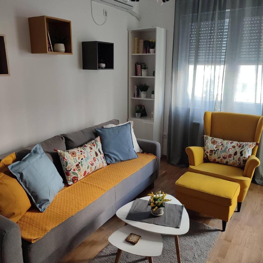 Center Firefly Gardens Apartment 노비사드 외부 사진